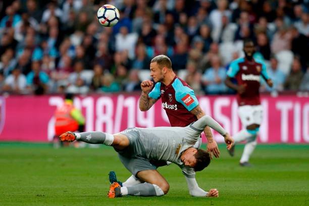 迷感到震惊 迷感到震惊